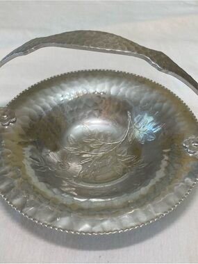 Vintage Brilliantone Wild Rose 1088 Hammered Aluminum Floral Handle Basket